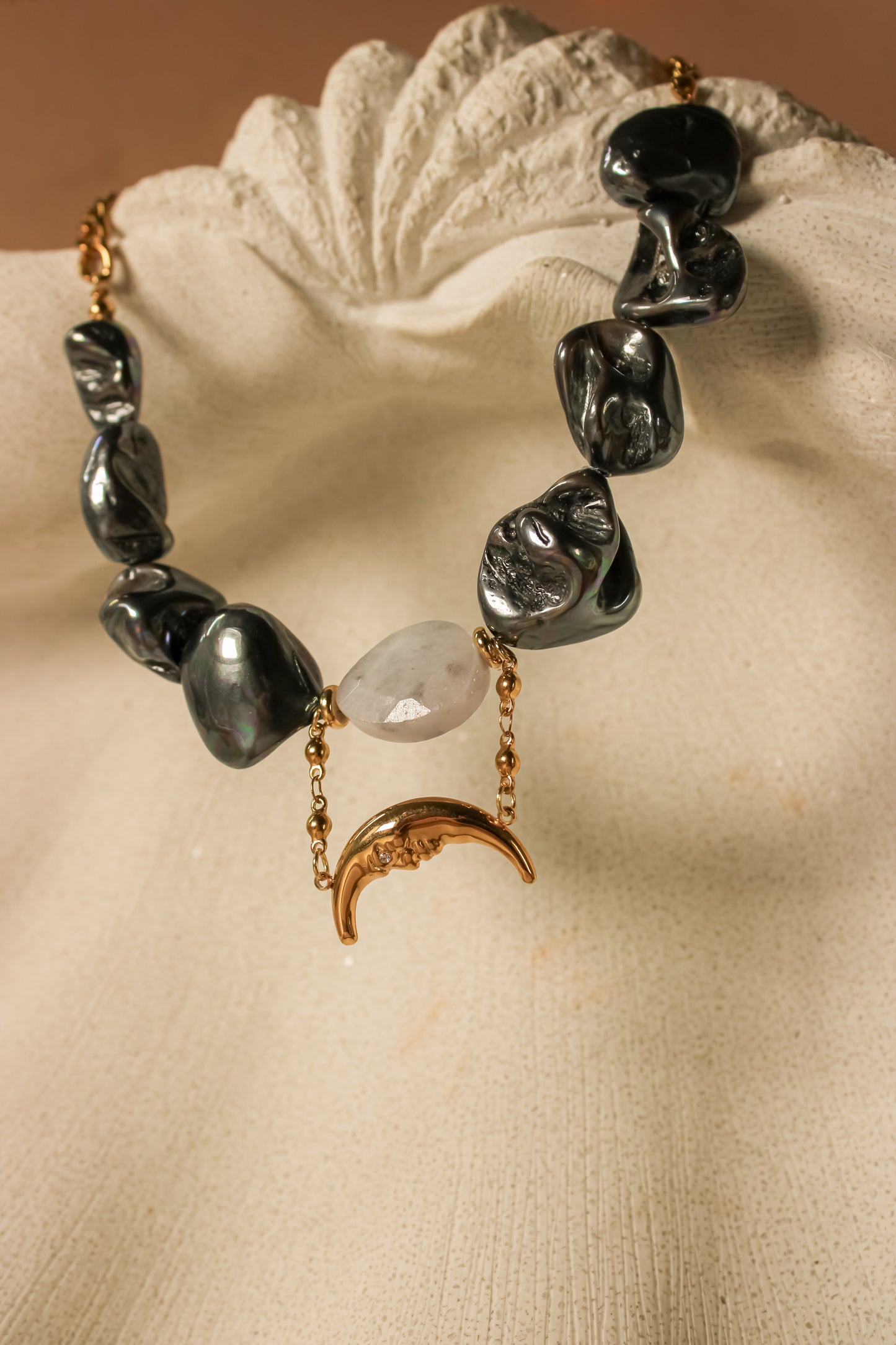 Utopia necklace