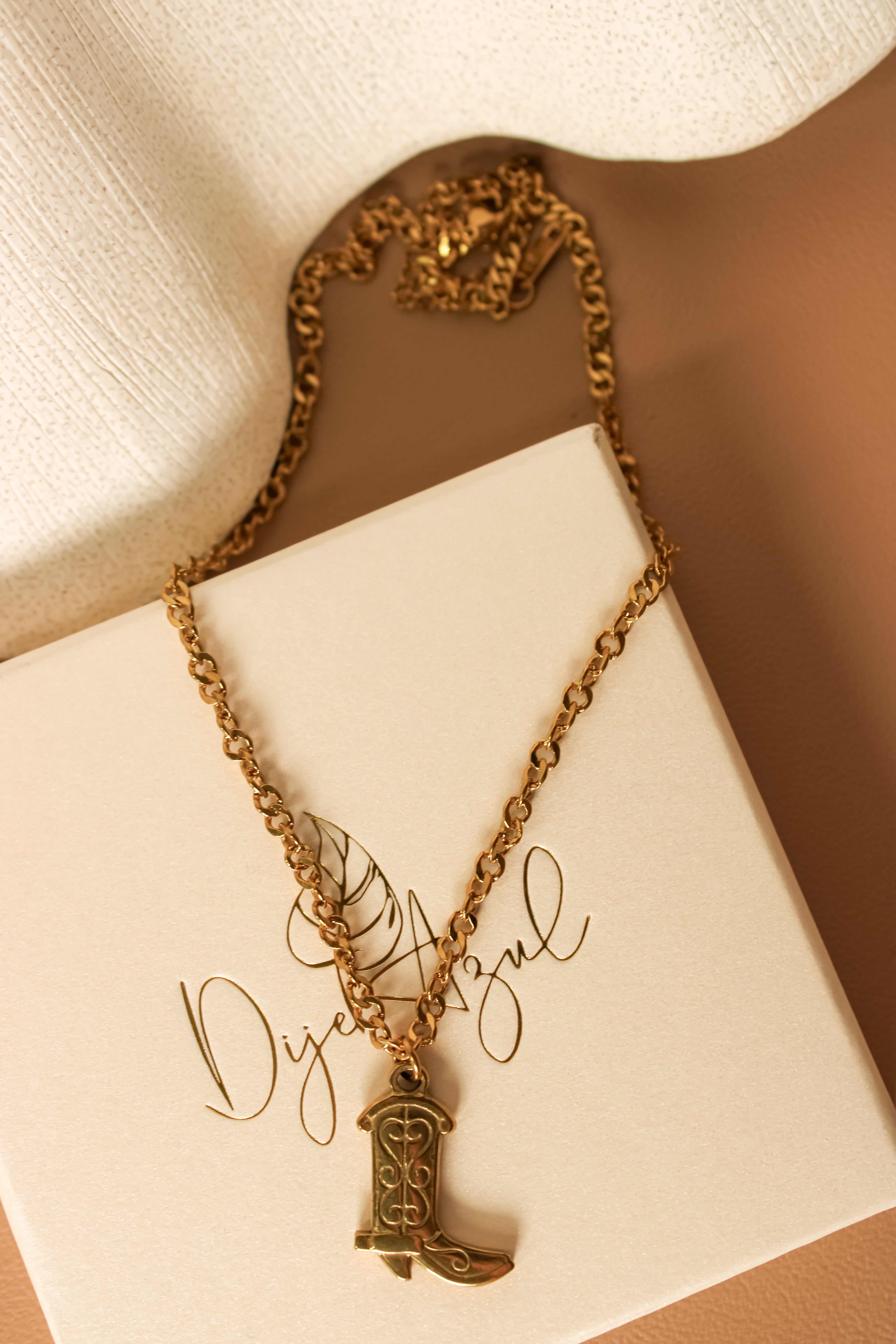 Bota necklace