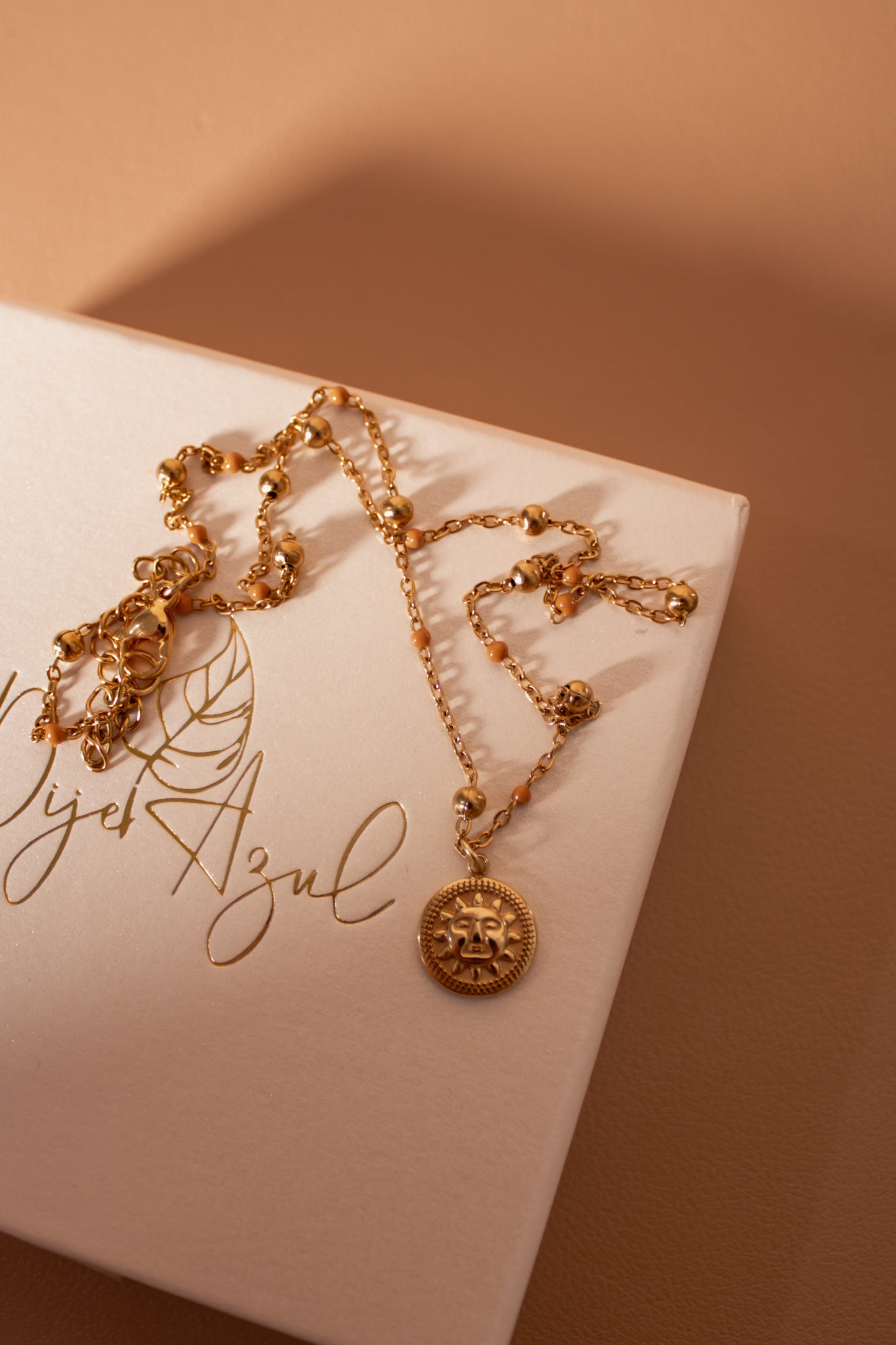 Sol Candente necklace