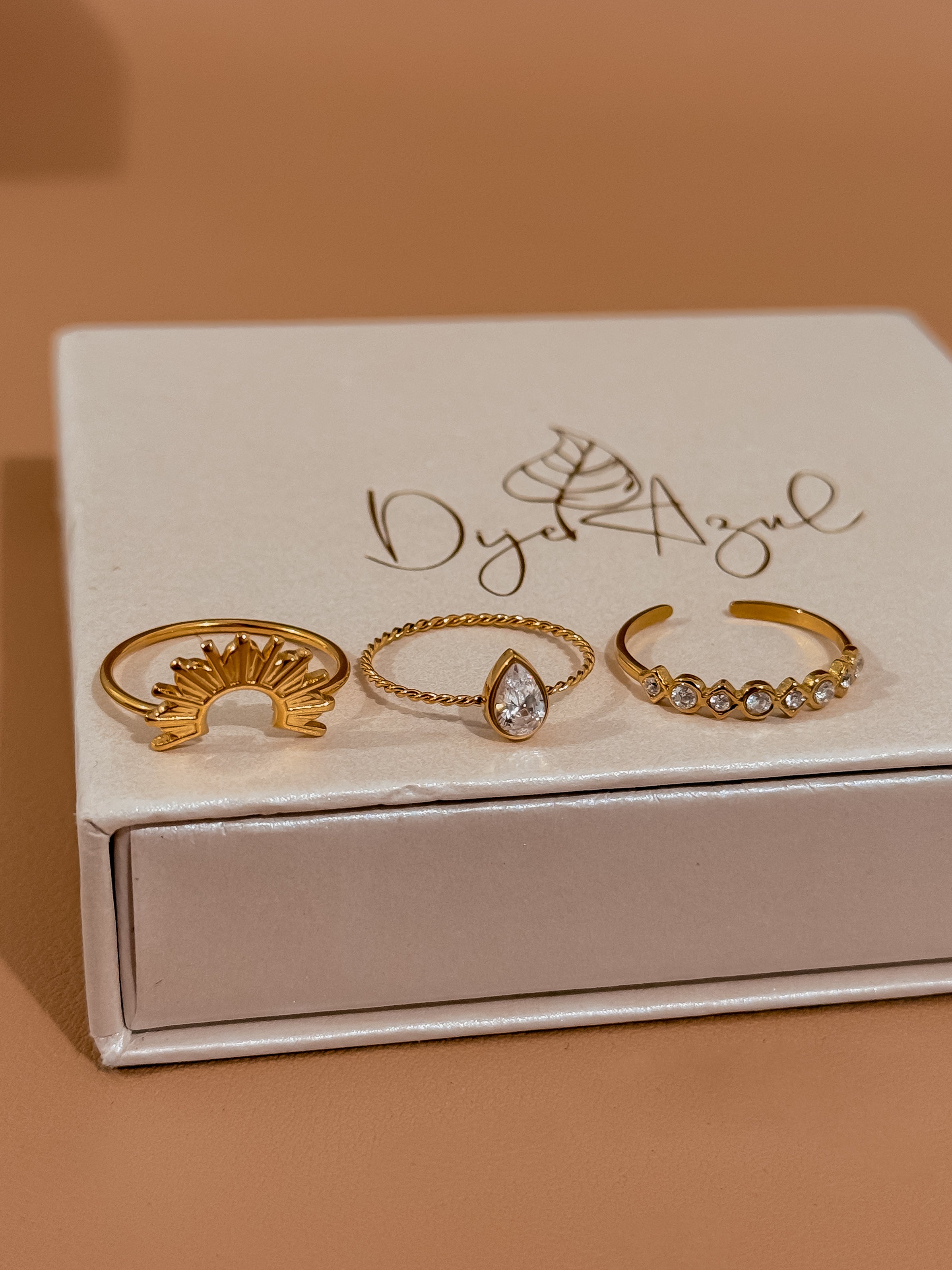 Astro Zirconia Ring Set