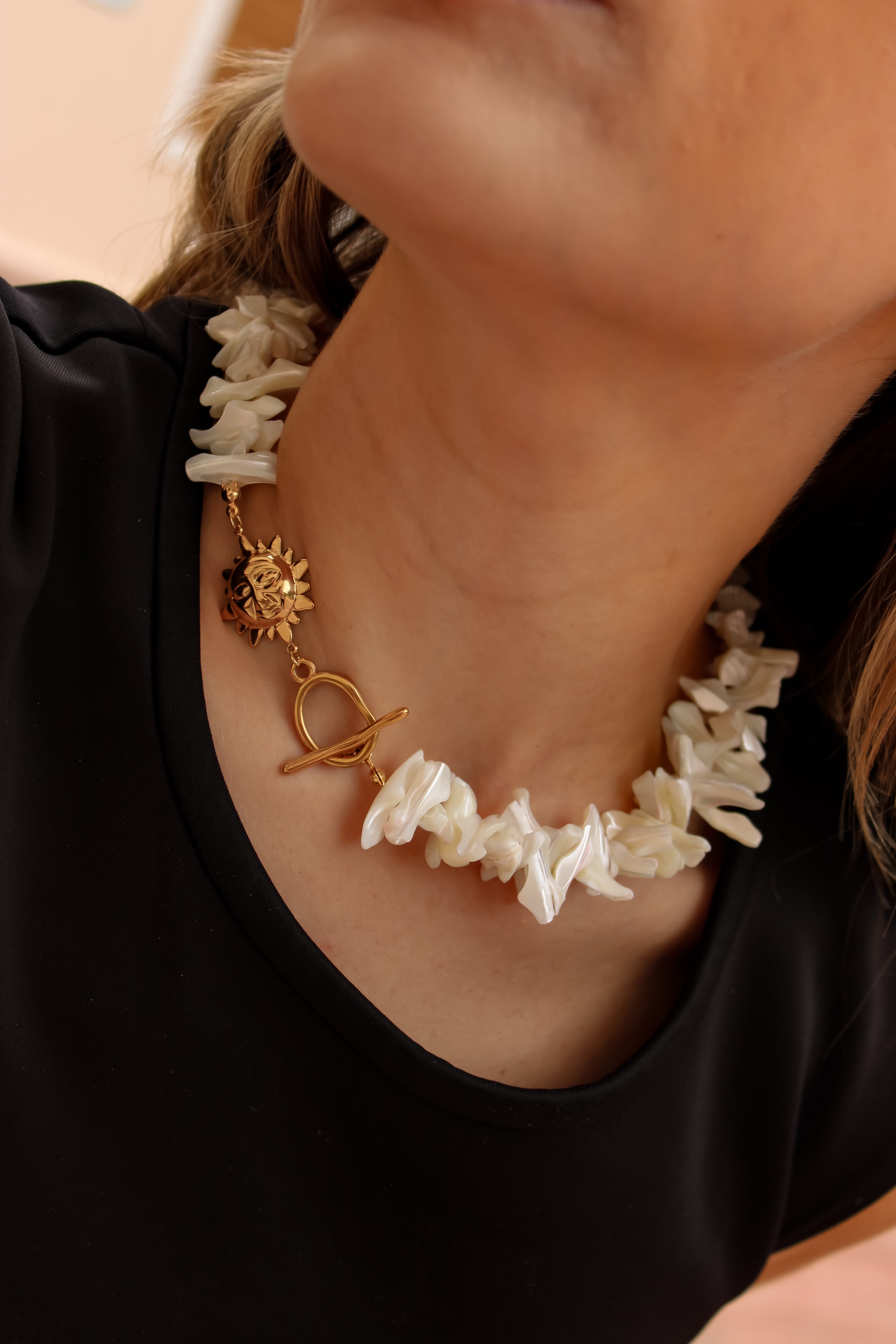 Alba Statement necklace