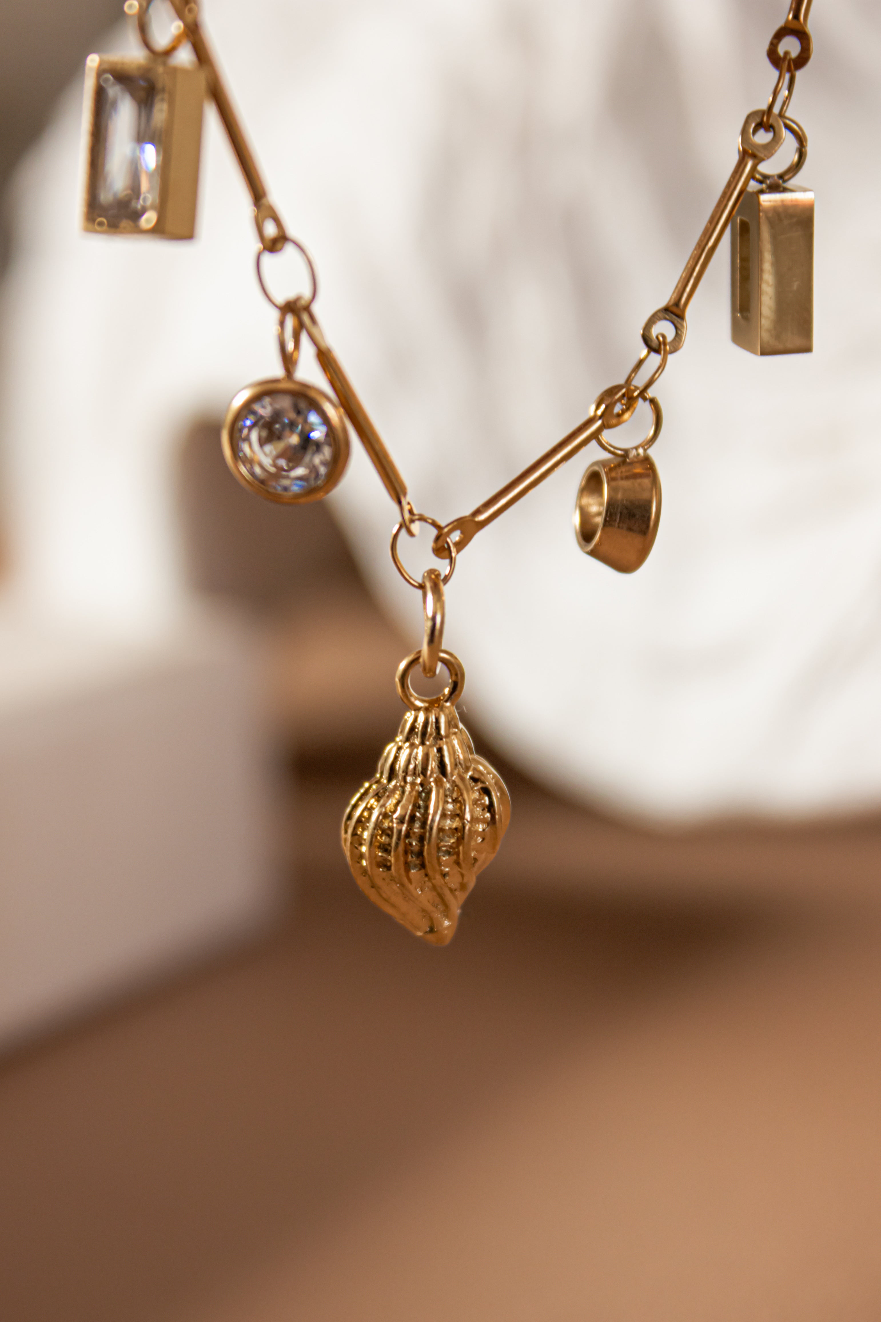 Arena bracelet
