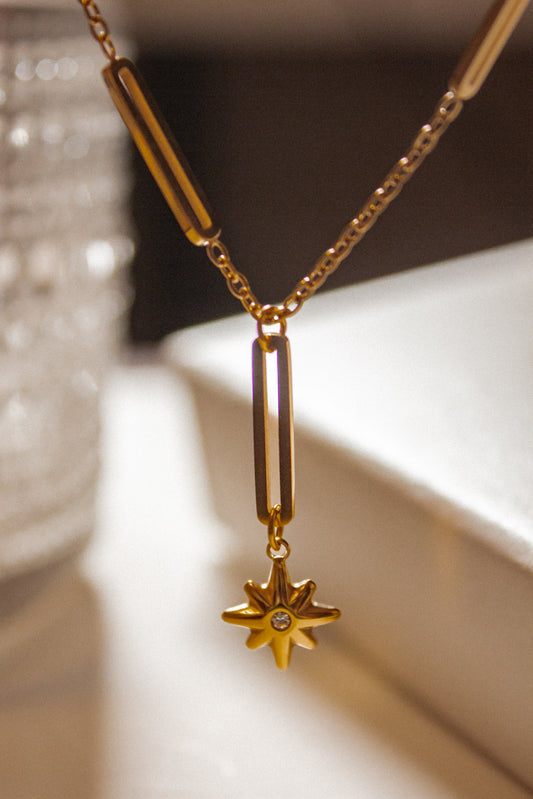 Sparkle Lariat