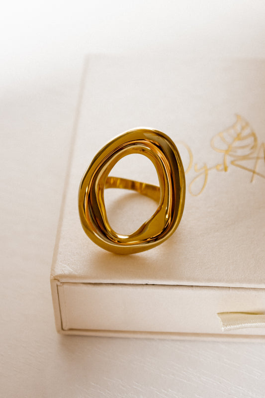 Odette Oval ring