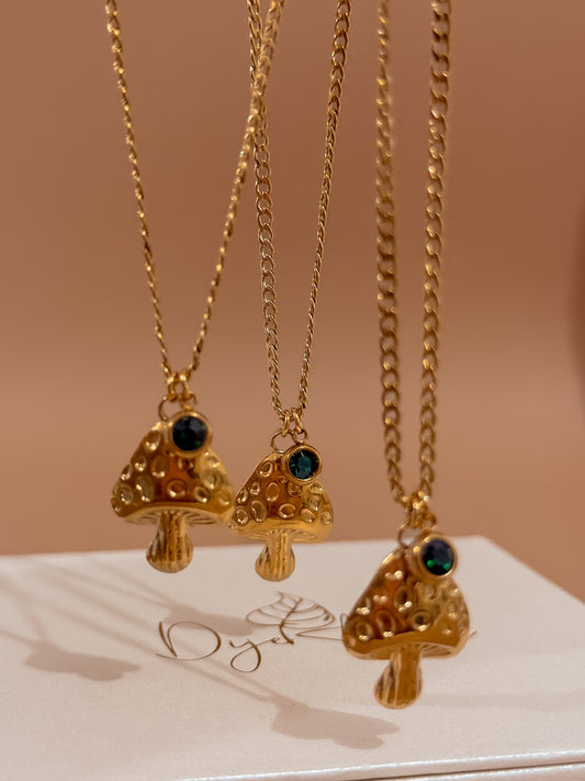 Loma necklace