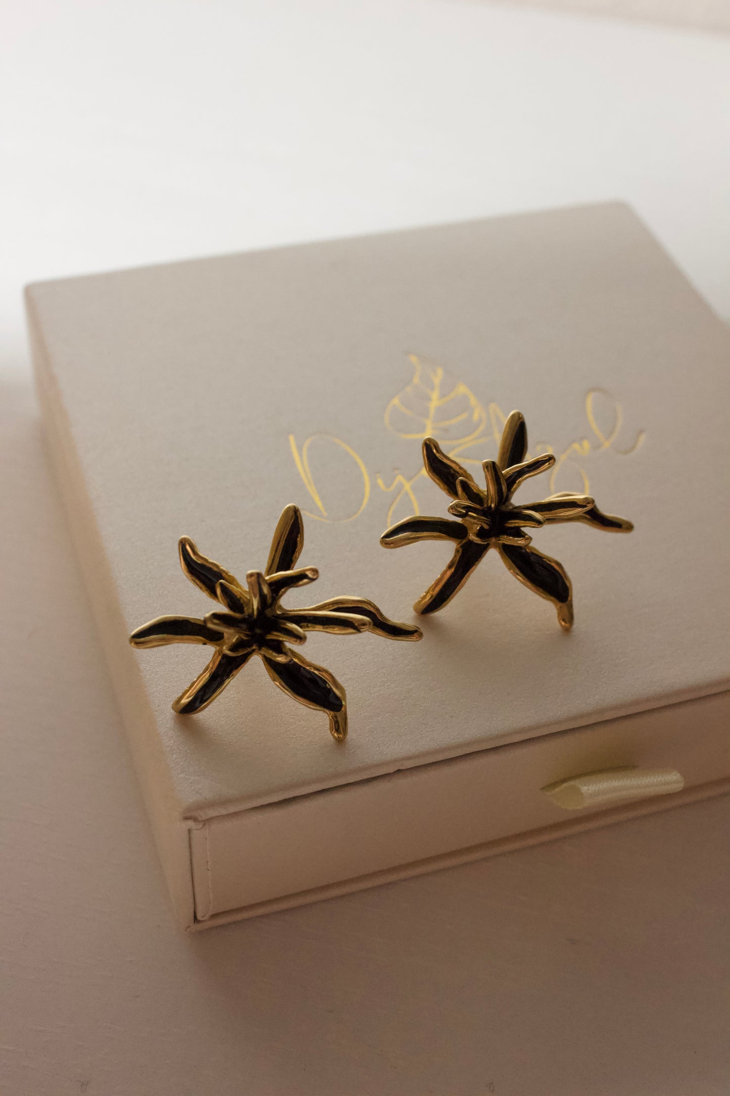 Alga earrings