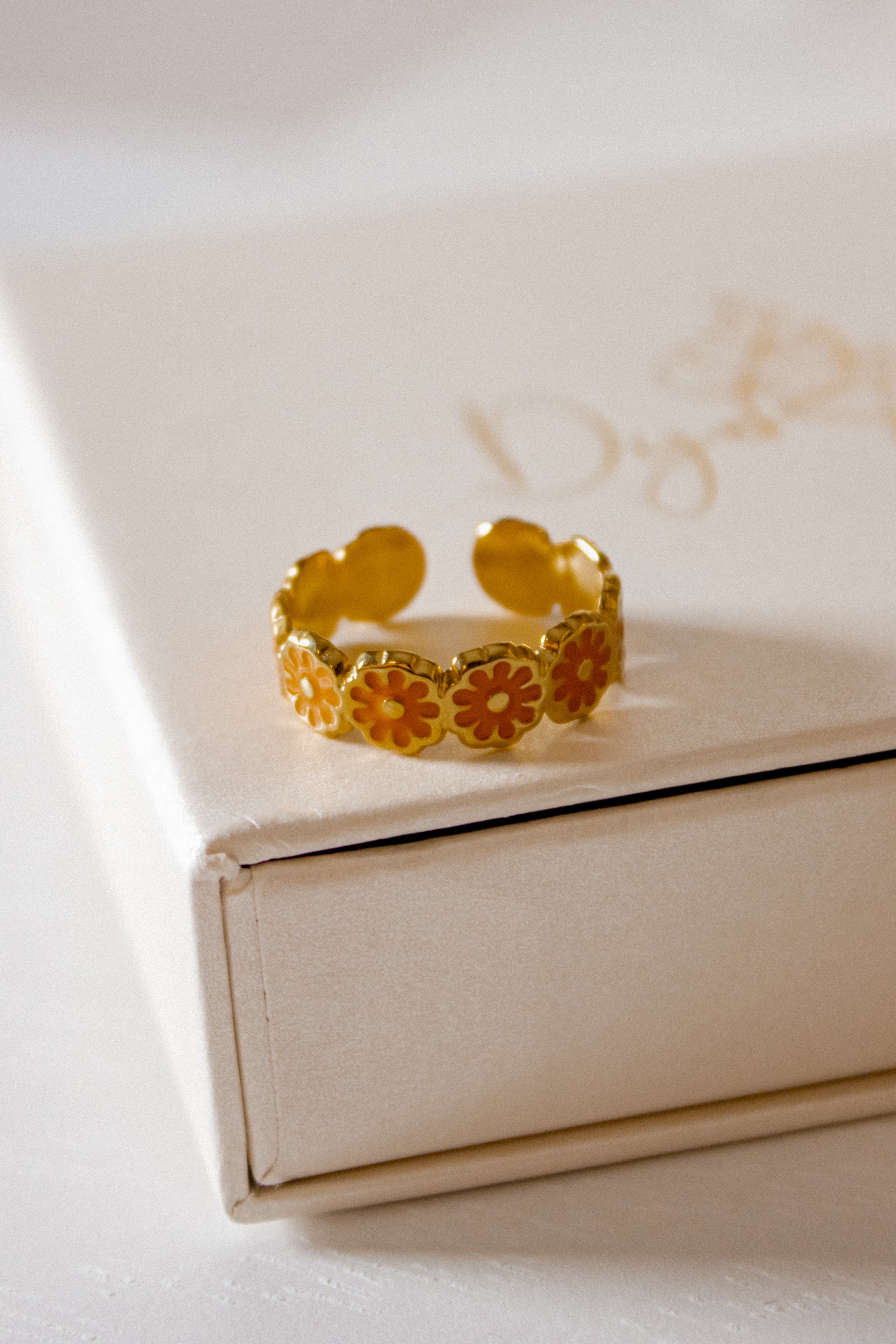 Flor Naranja ring