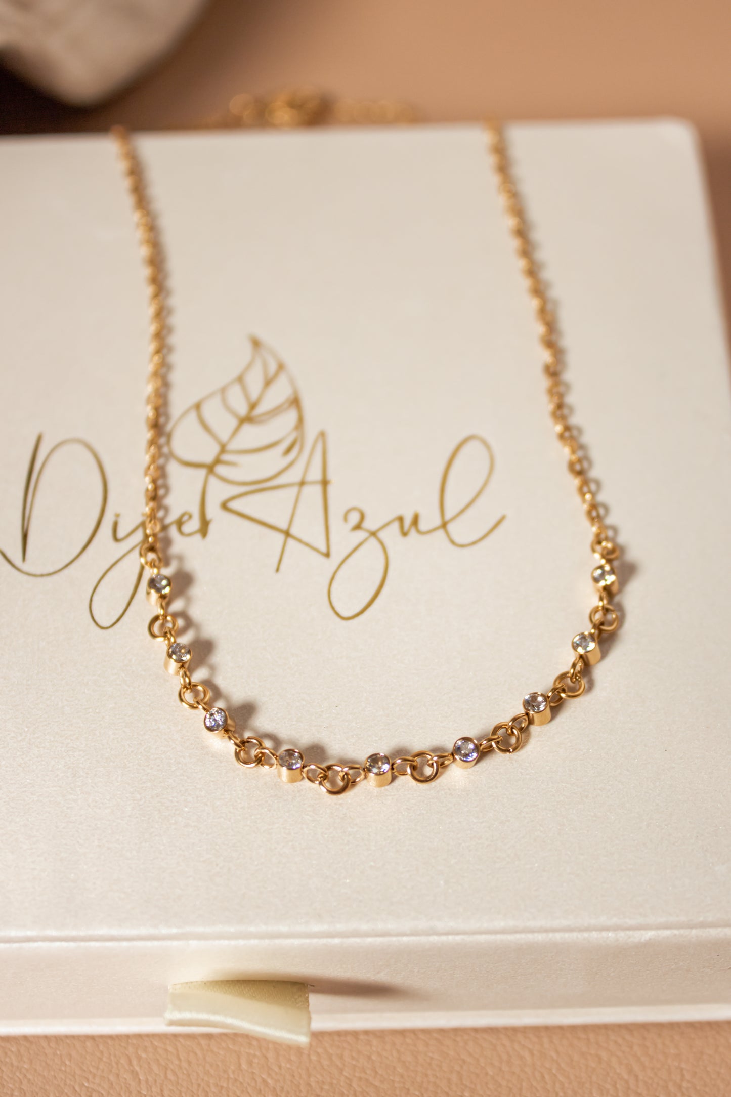 Esencia Choker