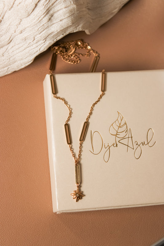 Sparkle Lariat