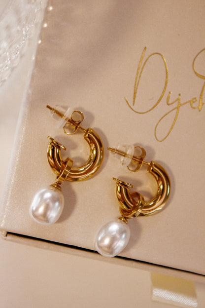 Perlitas Hoops
