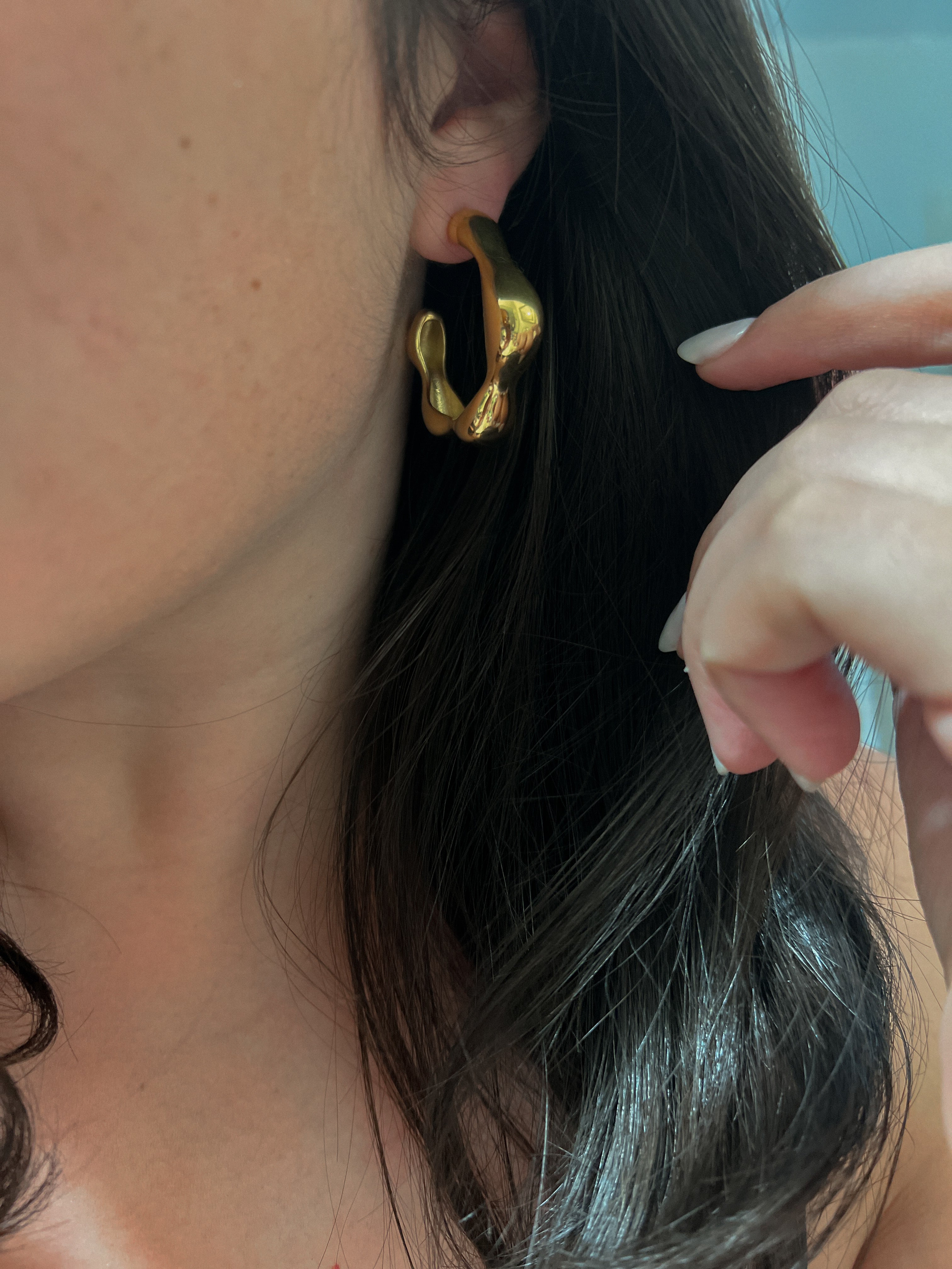 Wavy Bold Hoops