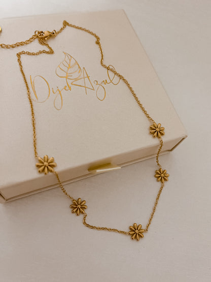 Flor Dorada necklace