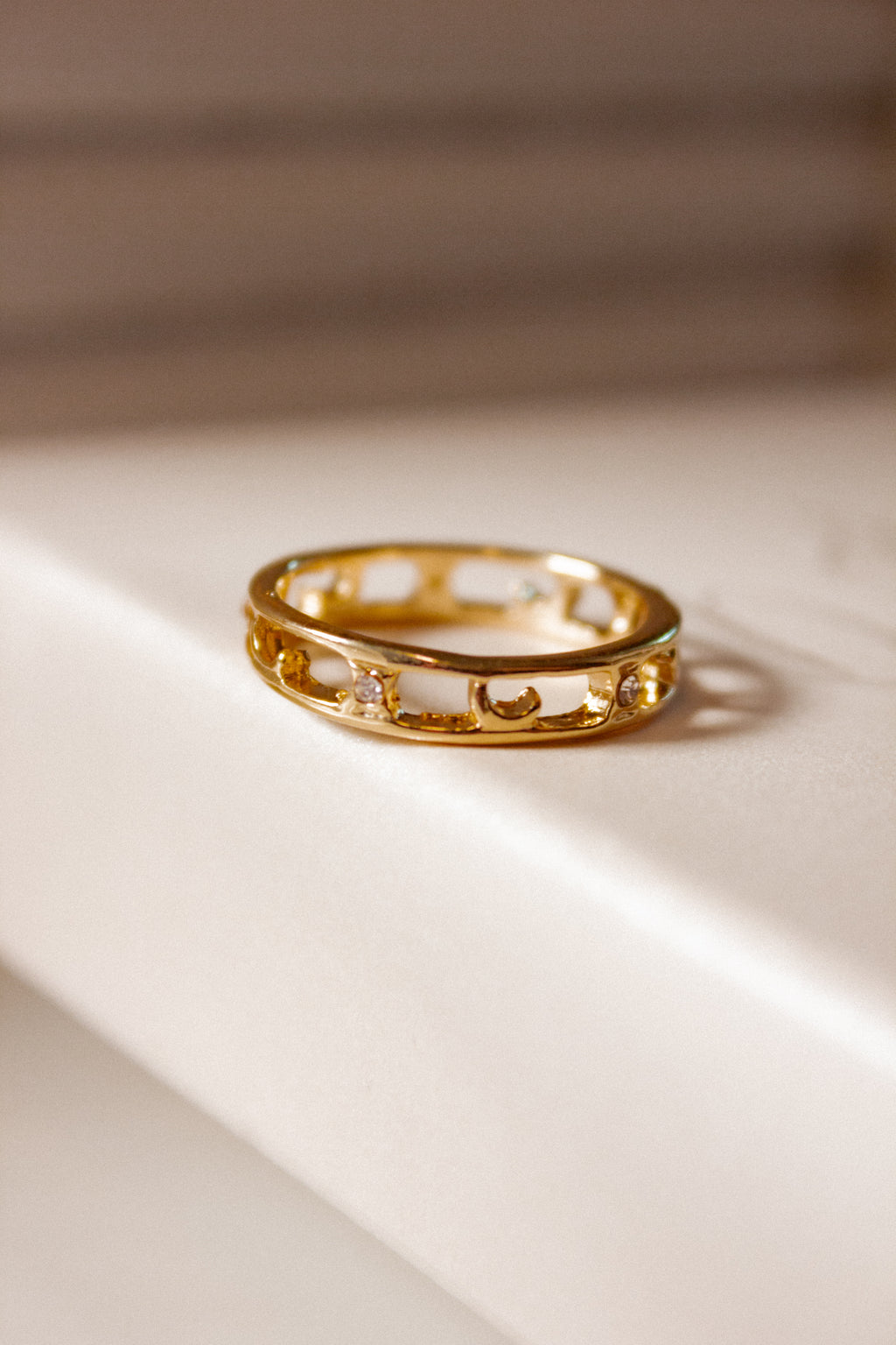 Aro Lunar ring