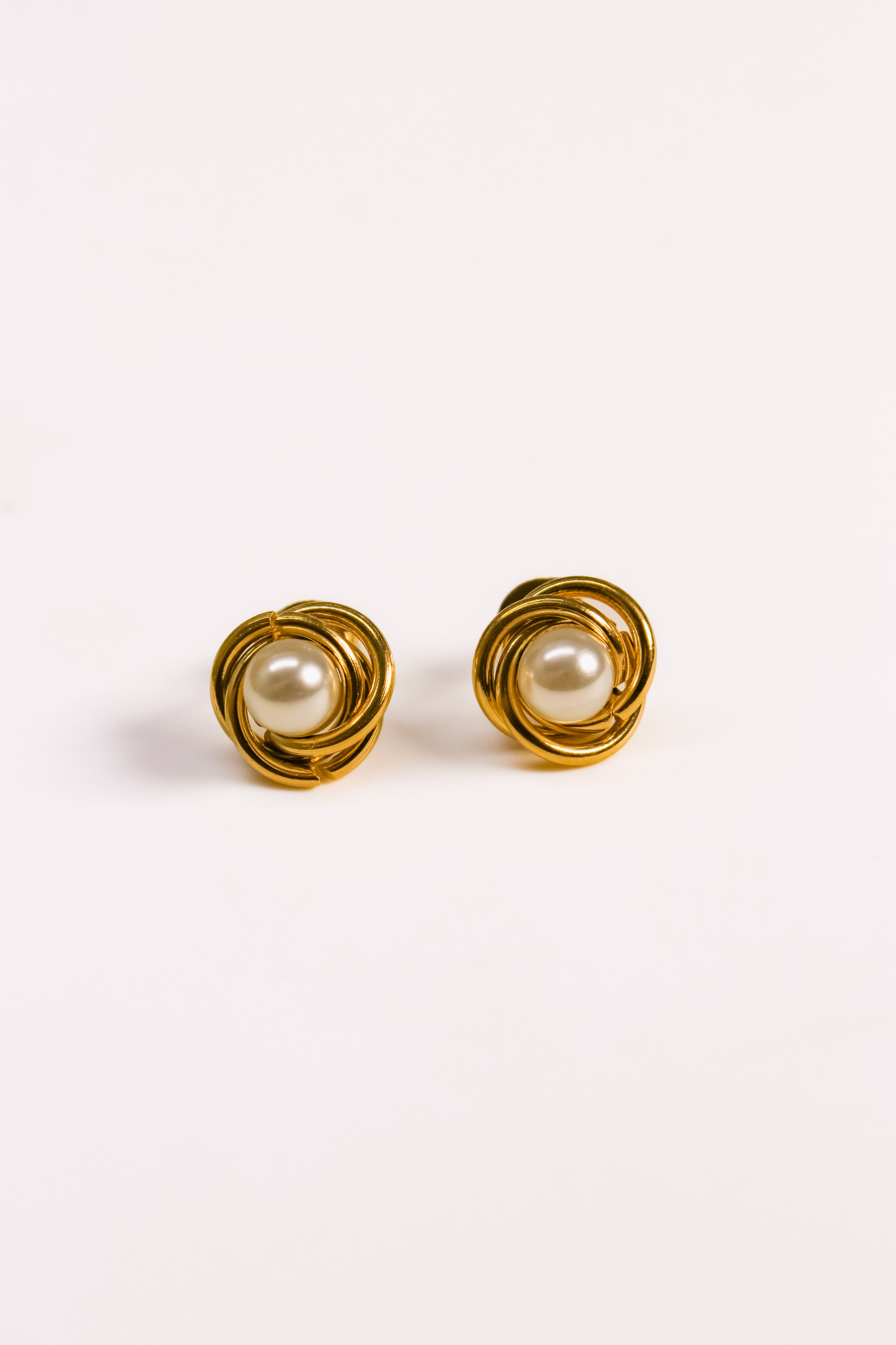 Pearls Studs earrings
