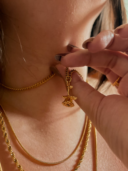 Rose necklace