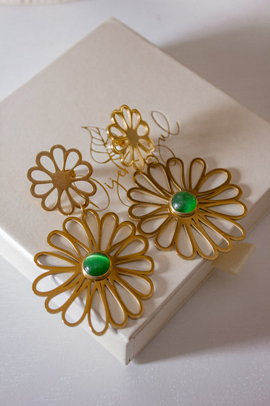 Flower Cutout earrings