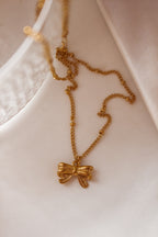 Bow necklace