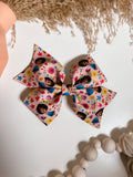 Madrigal bow