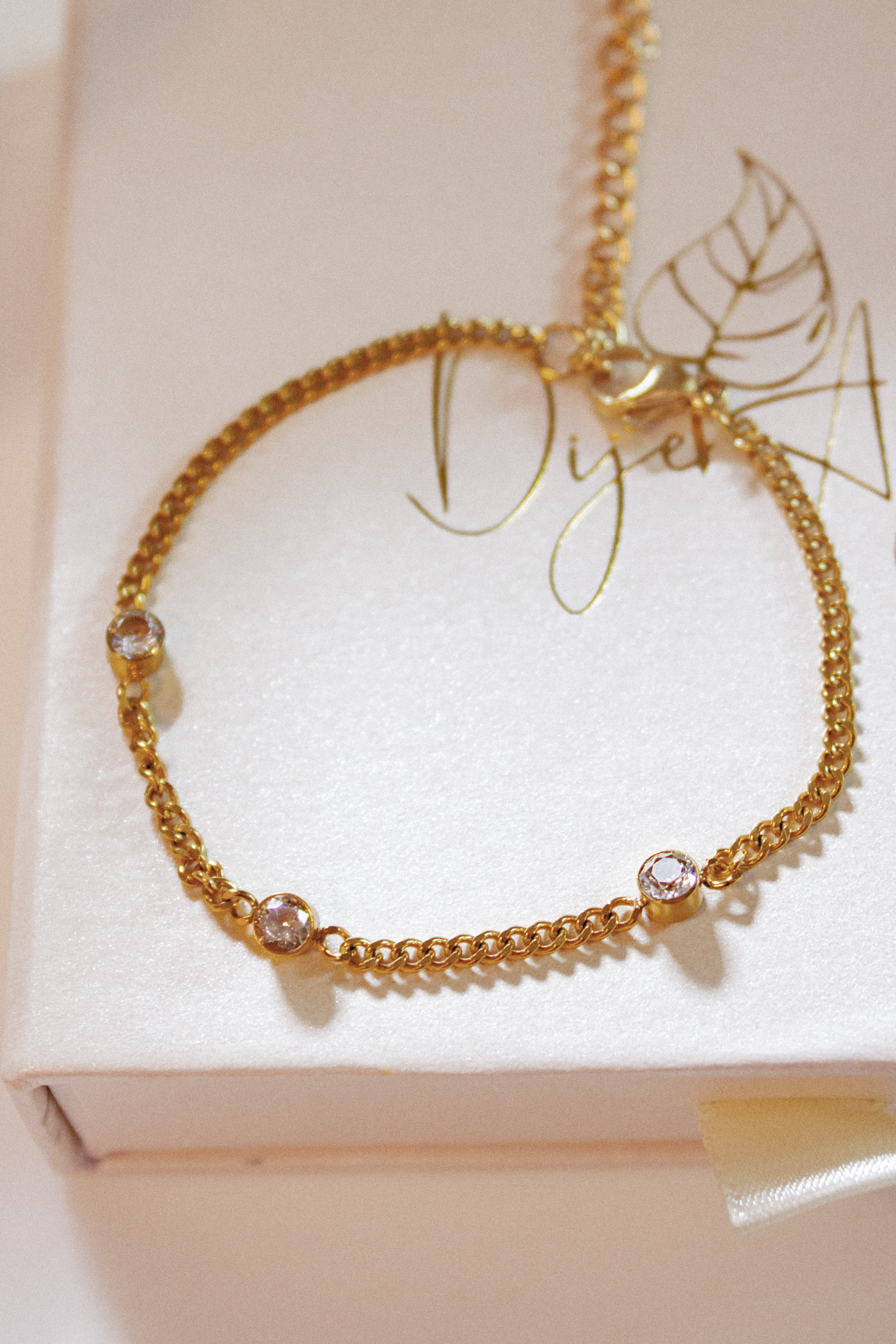 Tres Zirconia bracelet