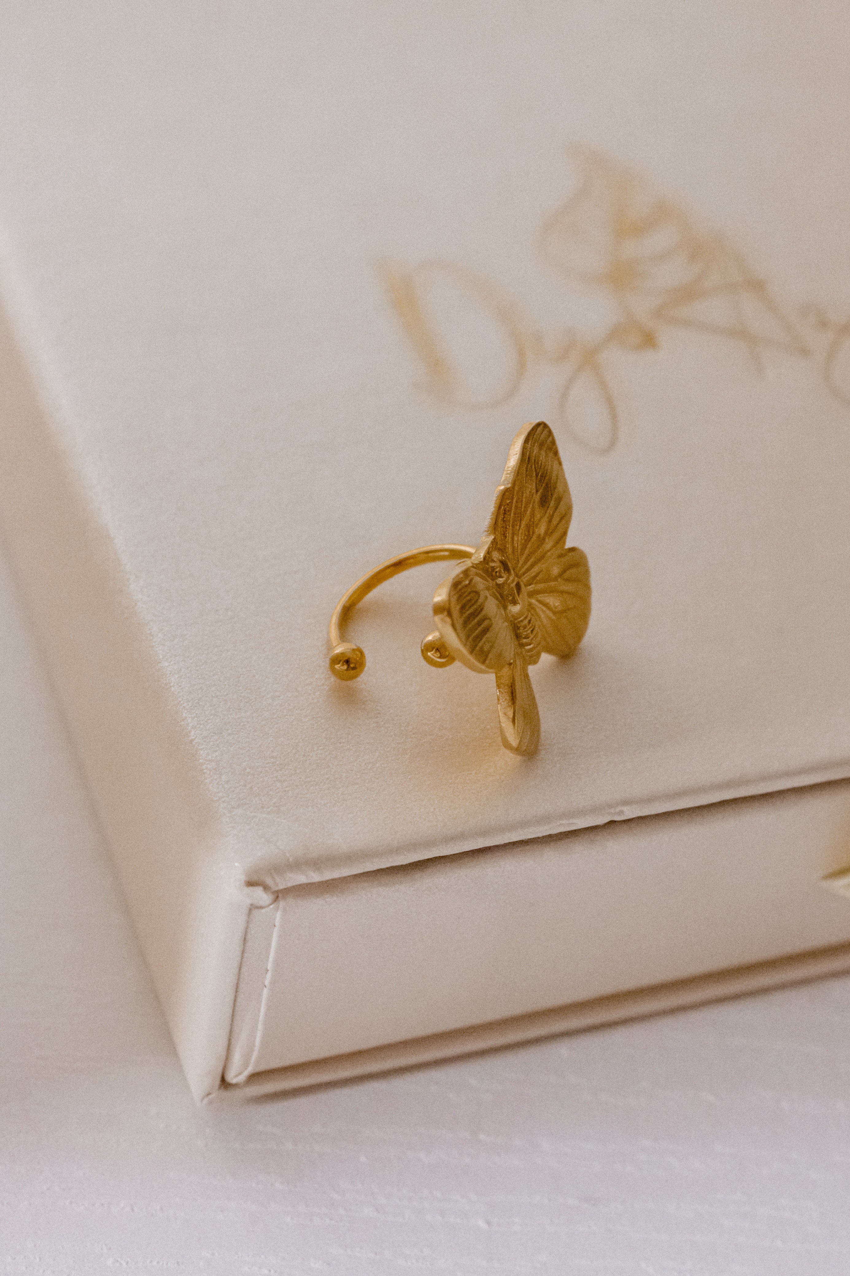Butterfly ear cuff