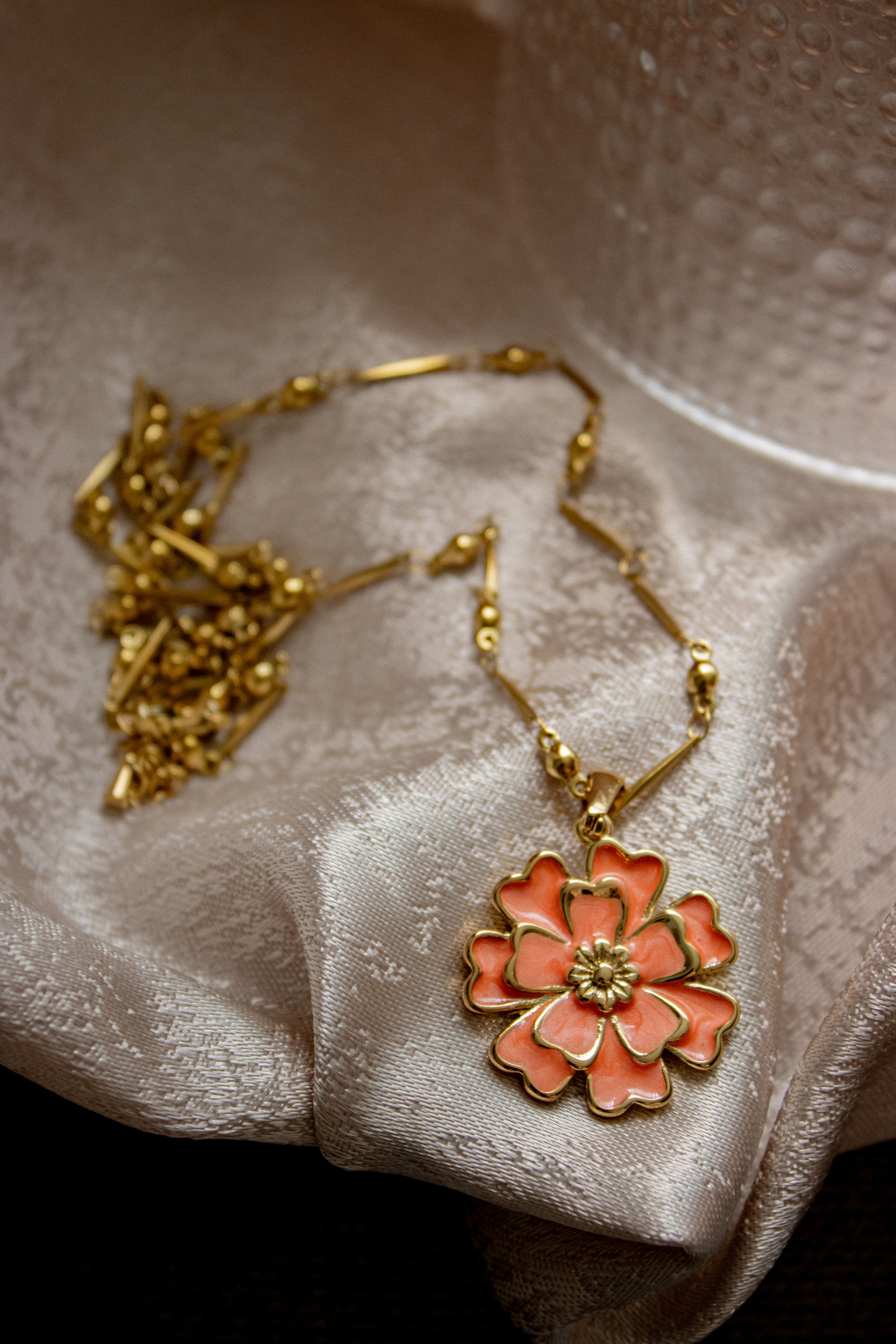 Serena necklace