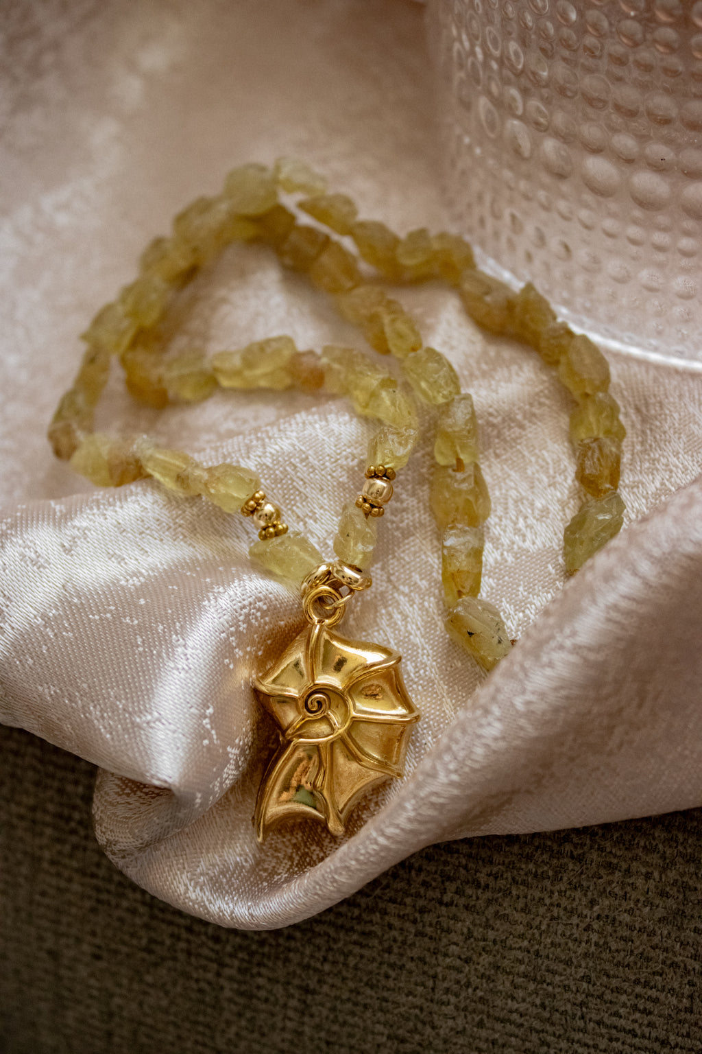 Amarillo Tostado necklace