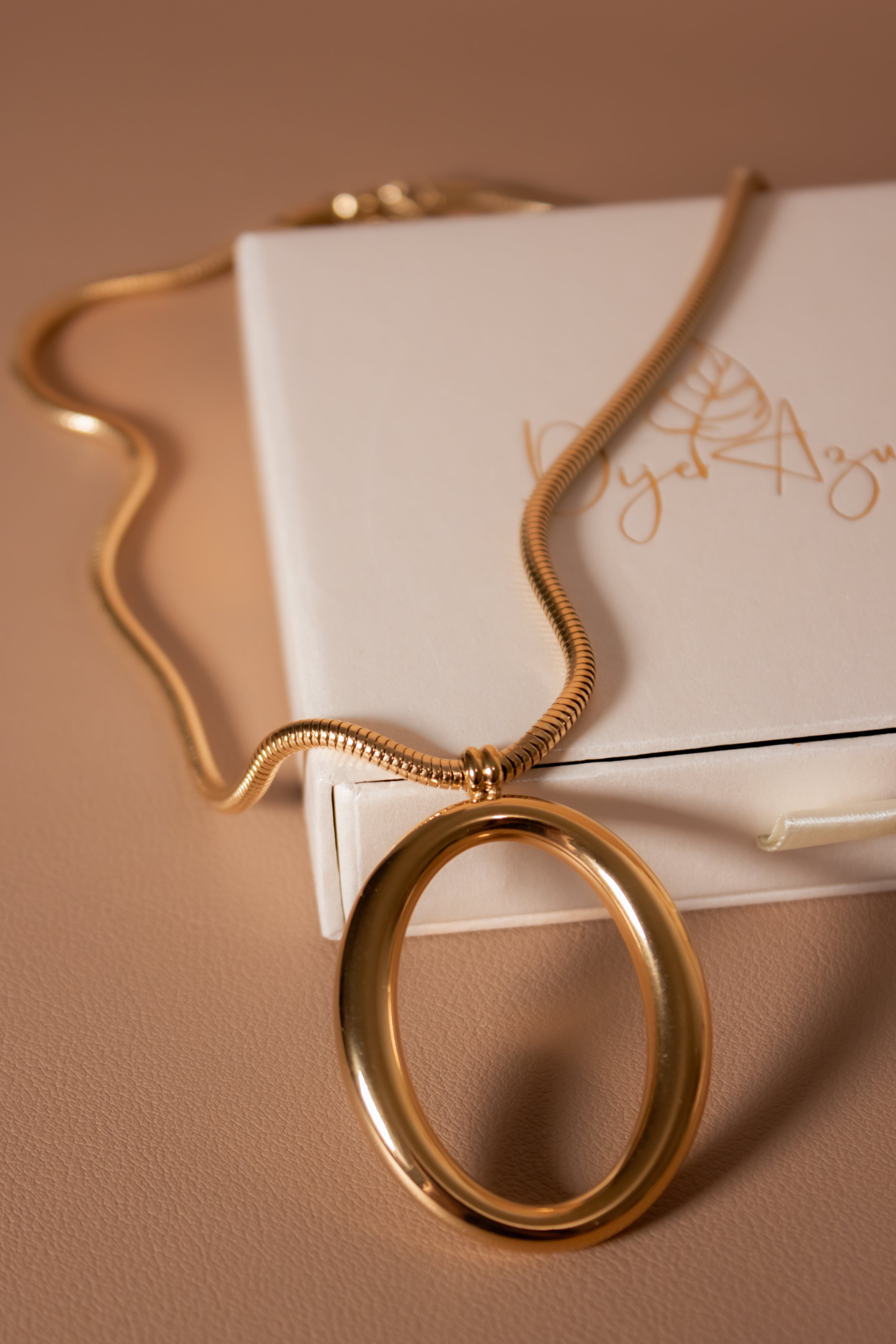 Grano de Café necklace