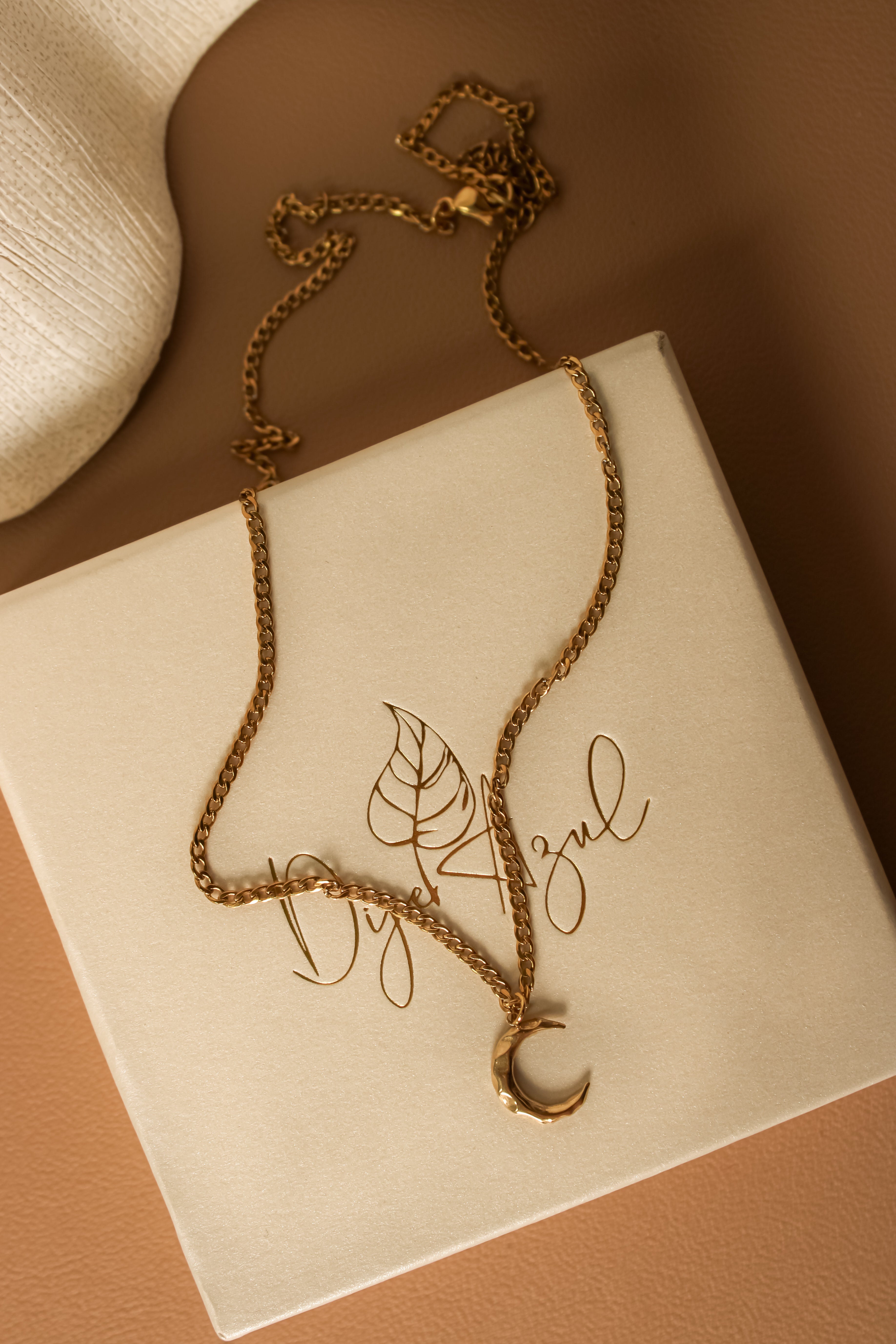 Moon necklace