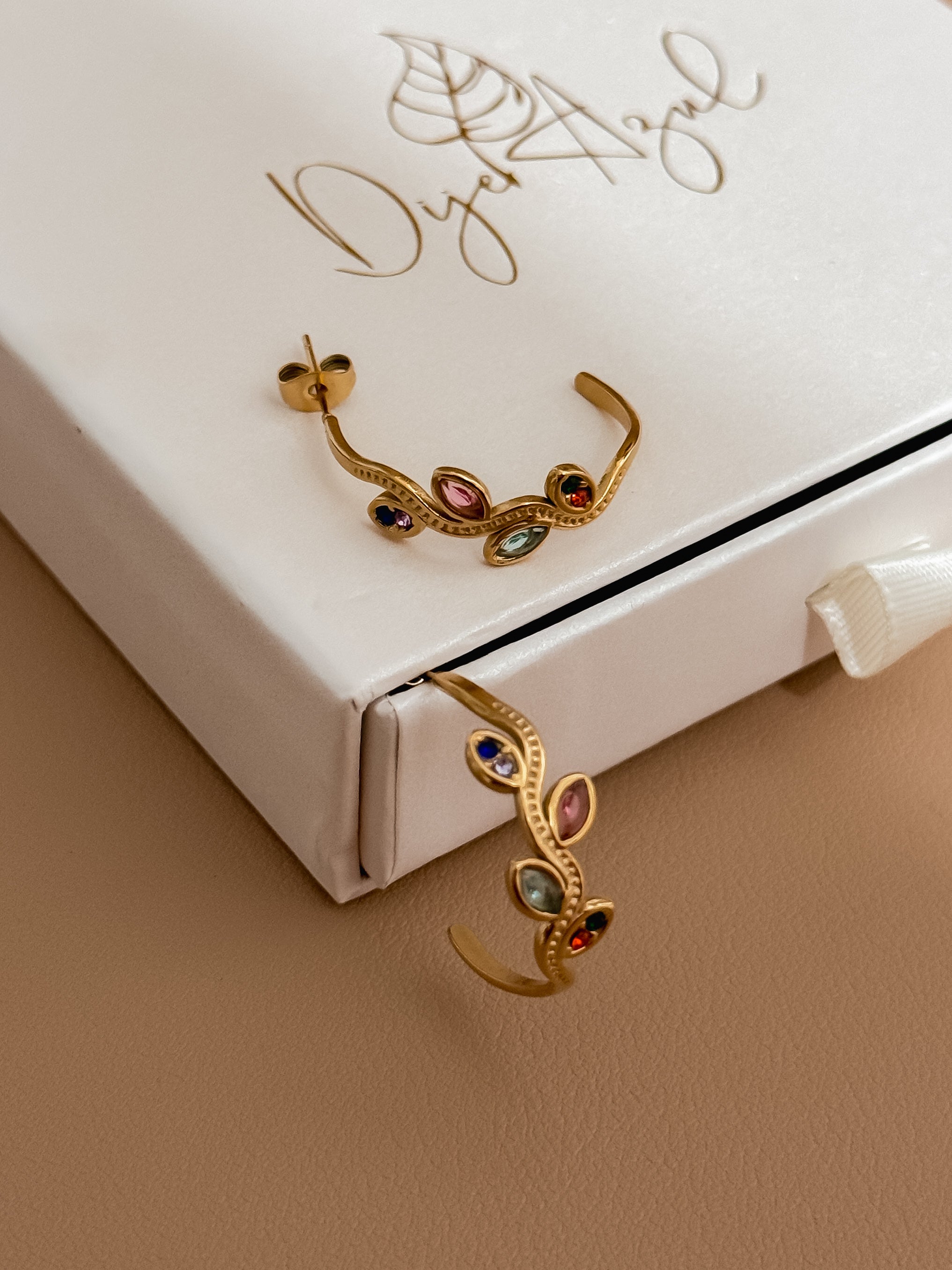 Isla earrings