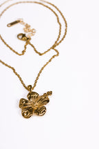 Flor de Maga necklace