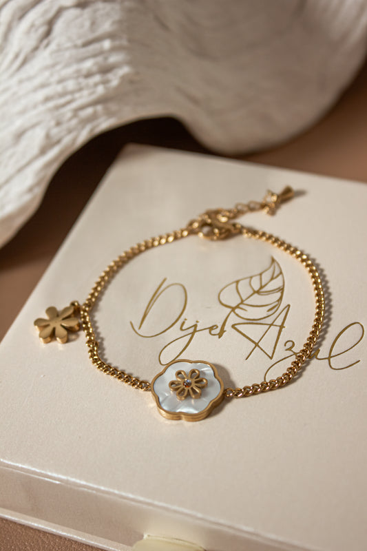 Amelia Flower bracelet