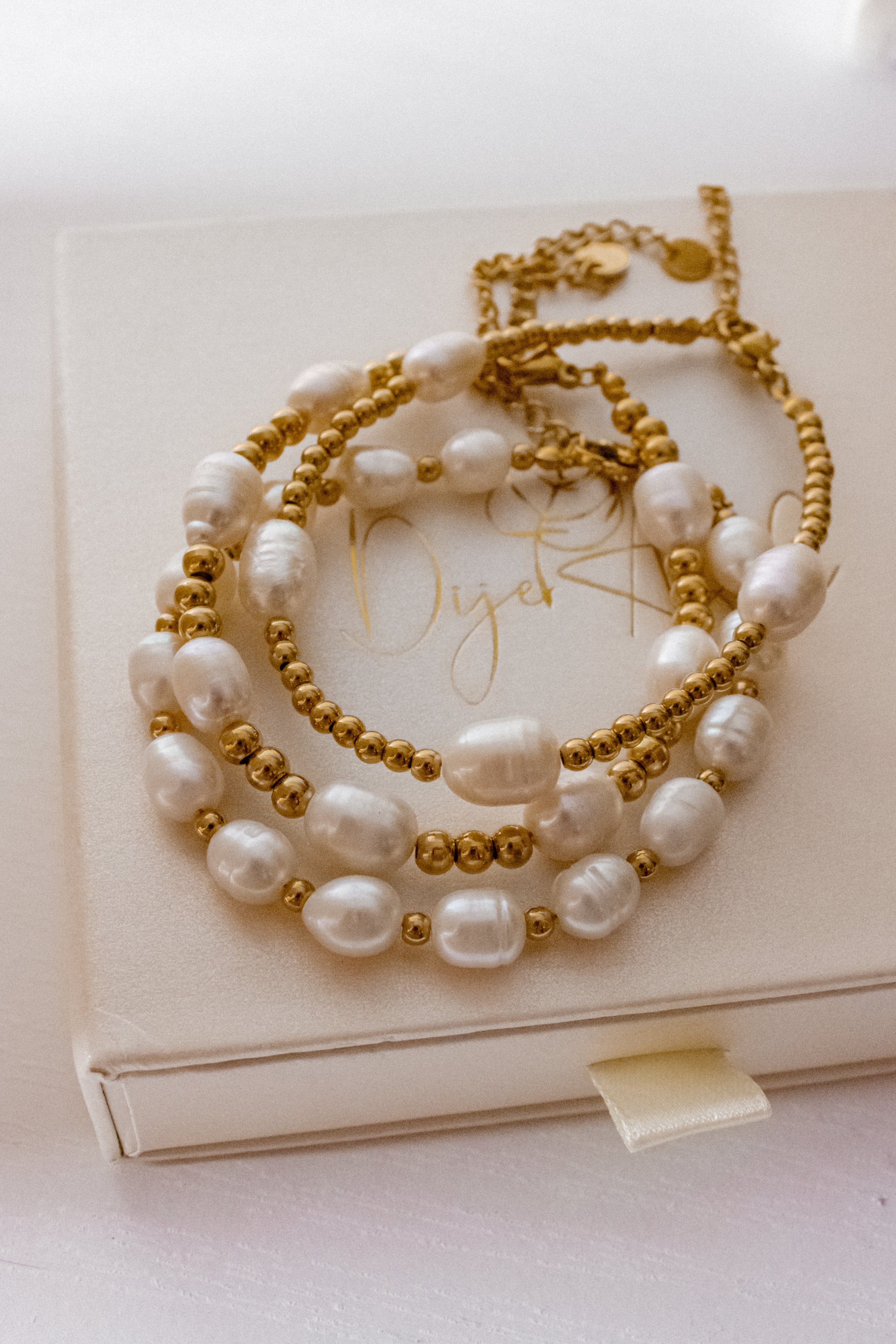 Pearls Beaded bracelet
