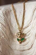 Shani Flower necklace