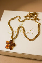 Flor de Otoño necklace