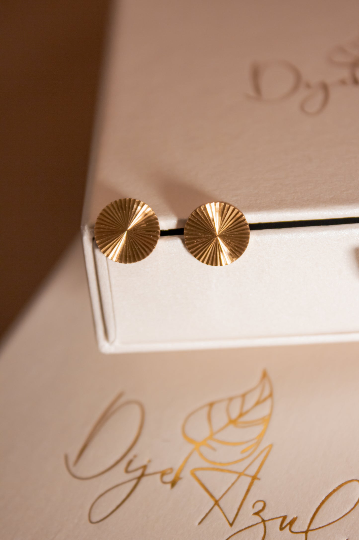 Texture Classic studs earrings