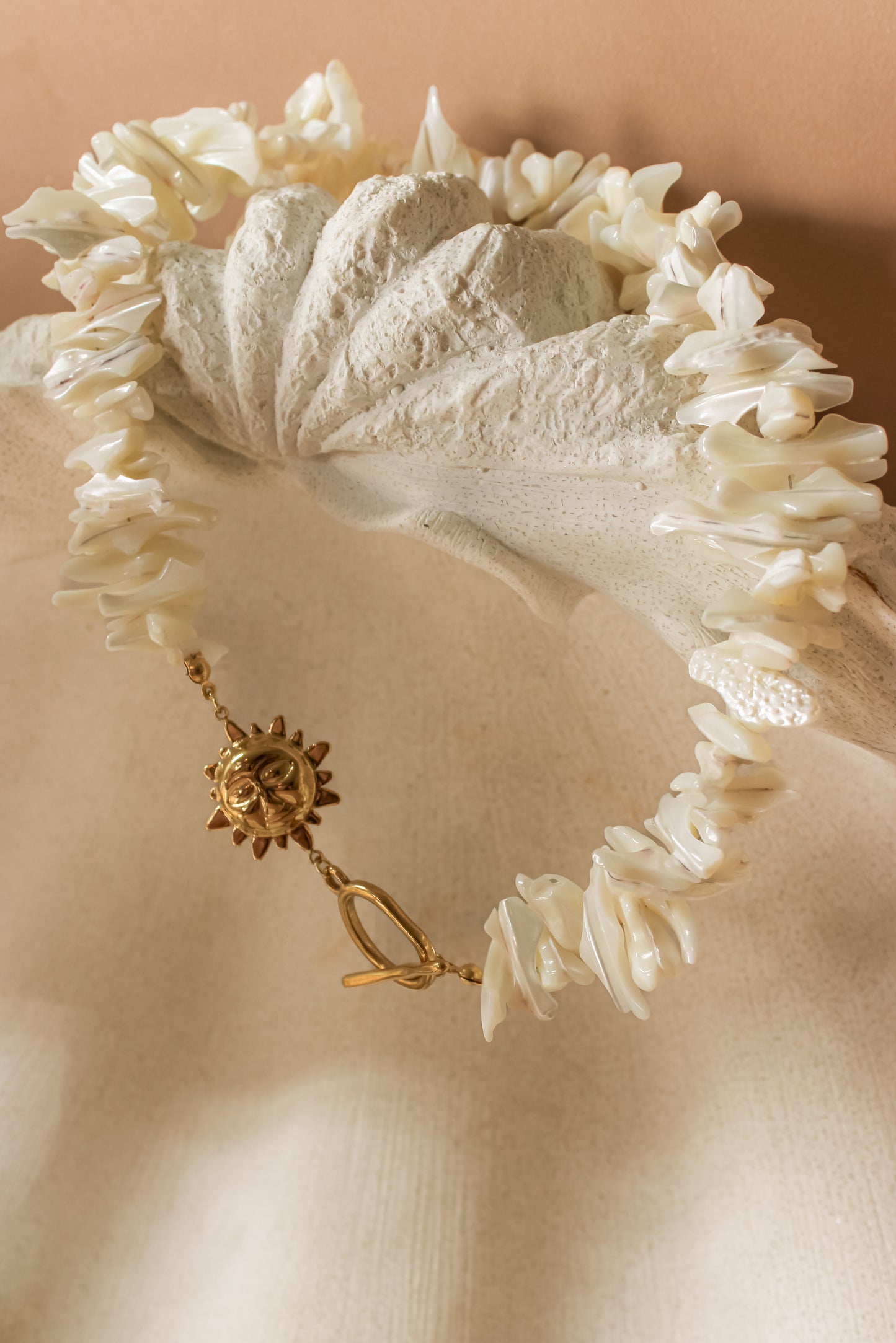 Alba Statement necklace