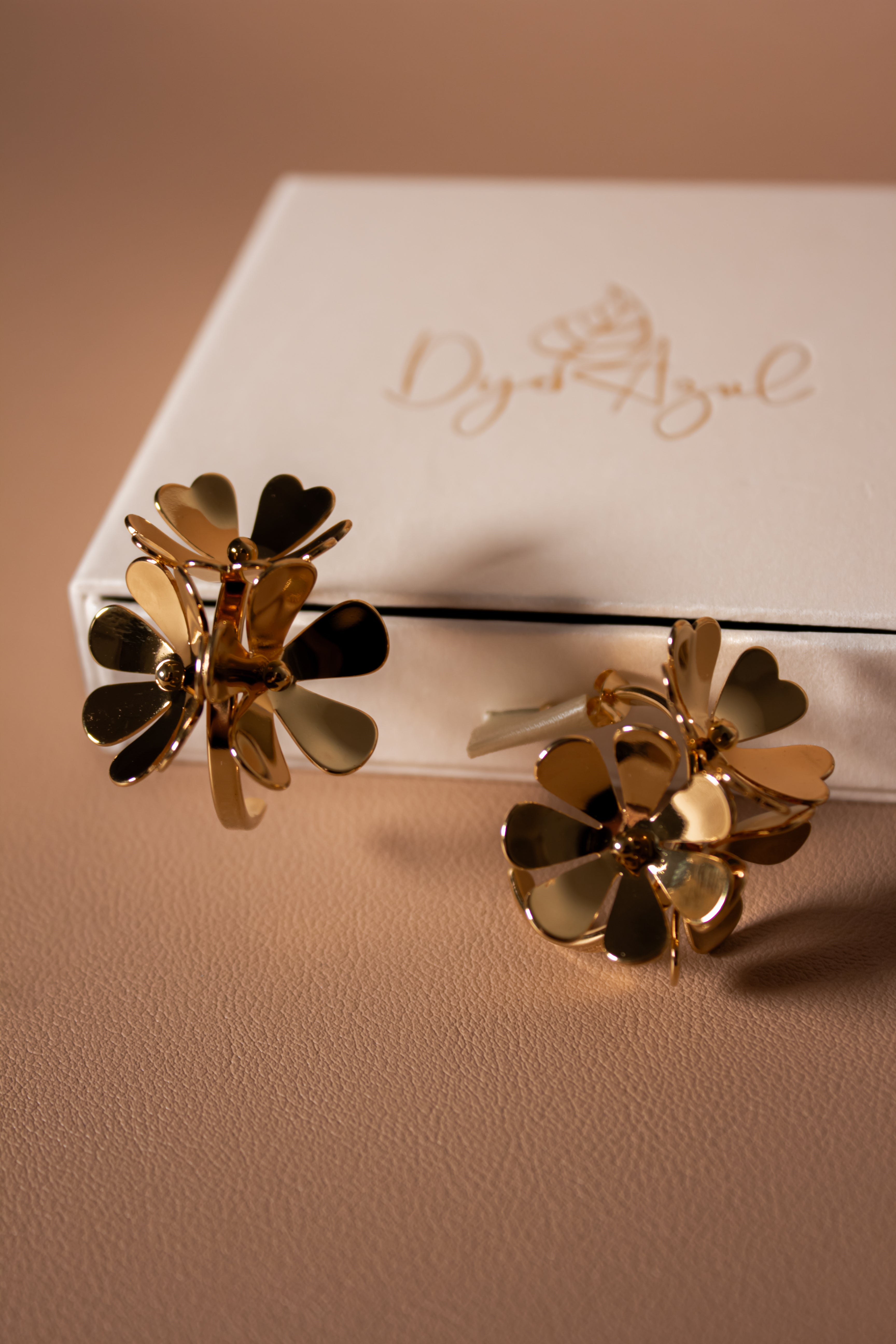 Hojas al Viento earrings