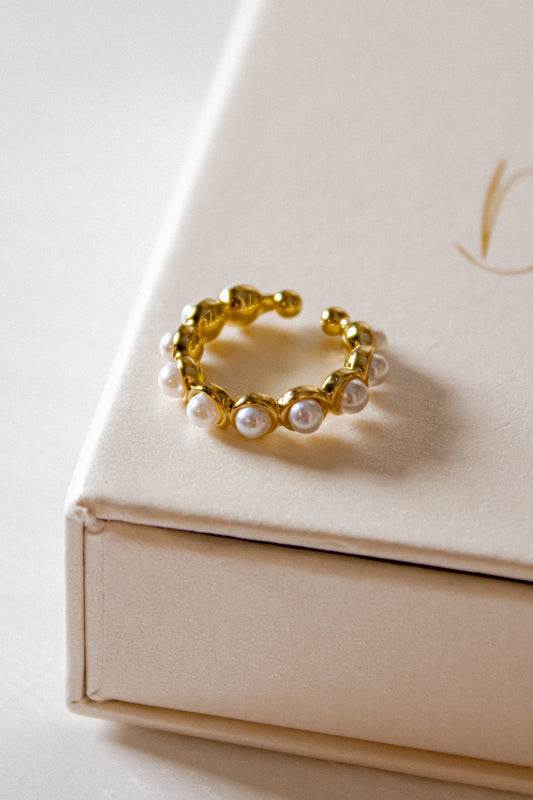 Pearls Ear Cuff