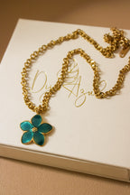 Florecer necklace