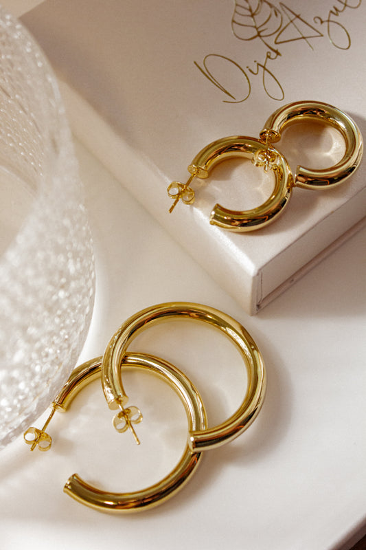 Camelia Hoops