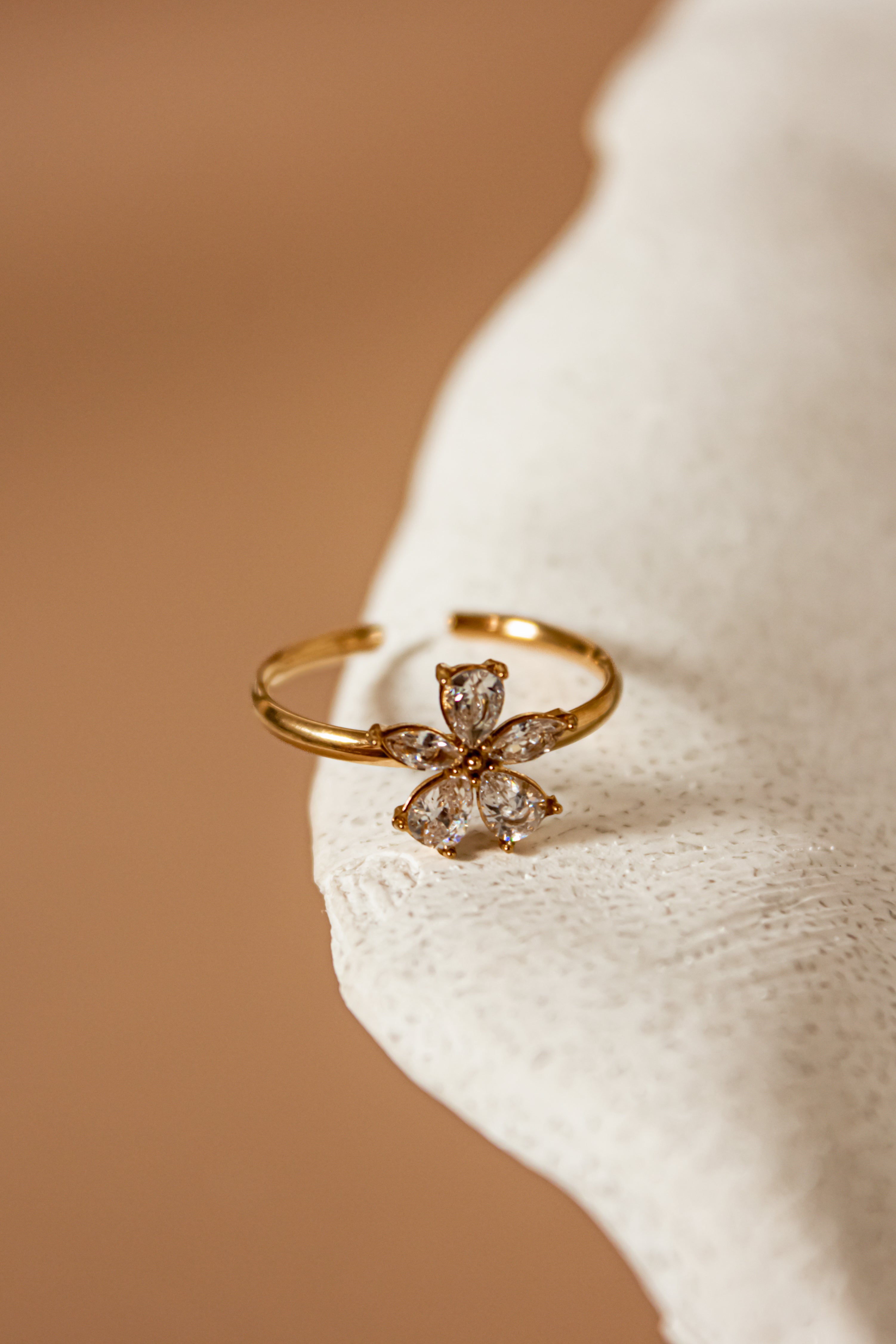 Florecita ring