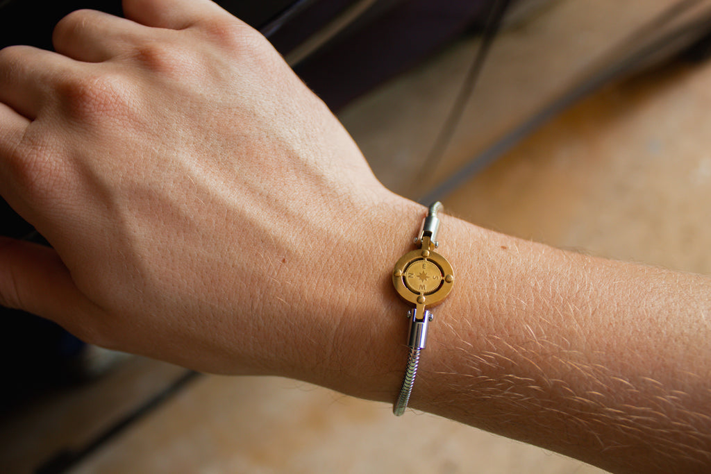 Compass bracelet