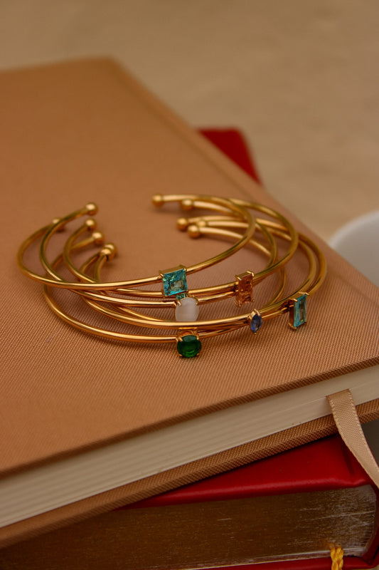 Peregrina bangles
