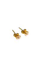 Pearl Small Studs earrings