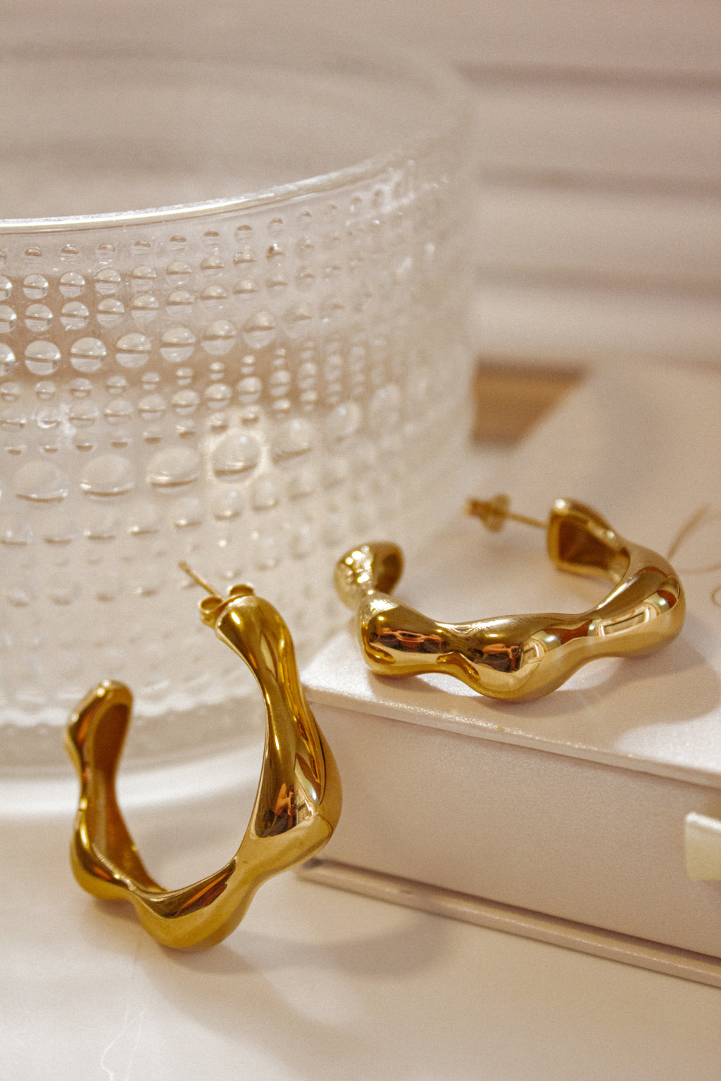 Wavy Bold Hoops