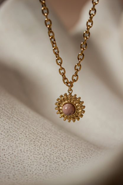 Rosé necklace