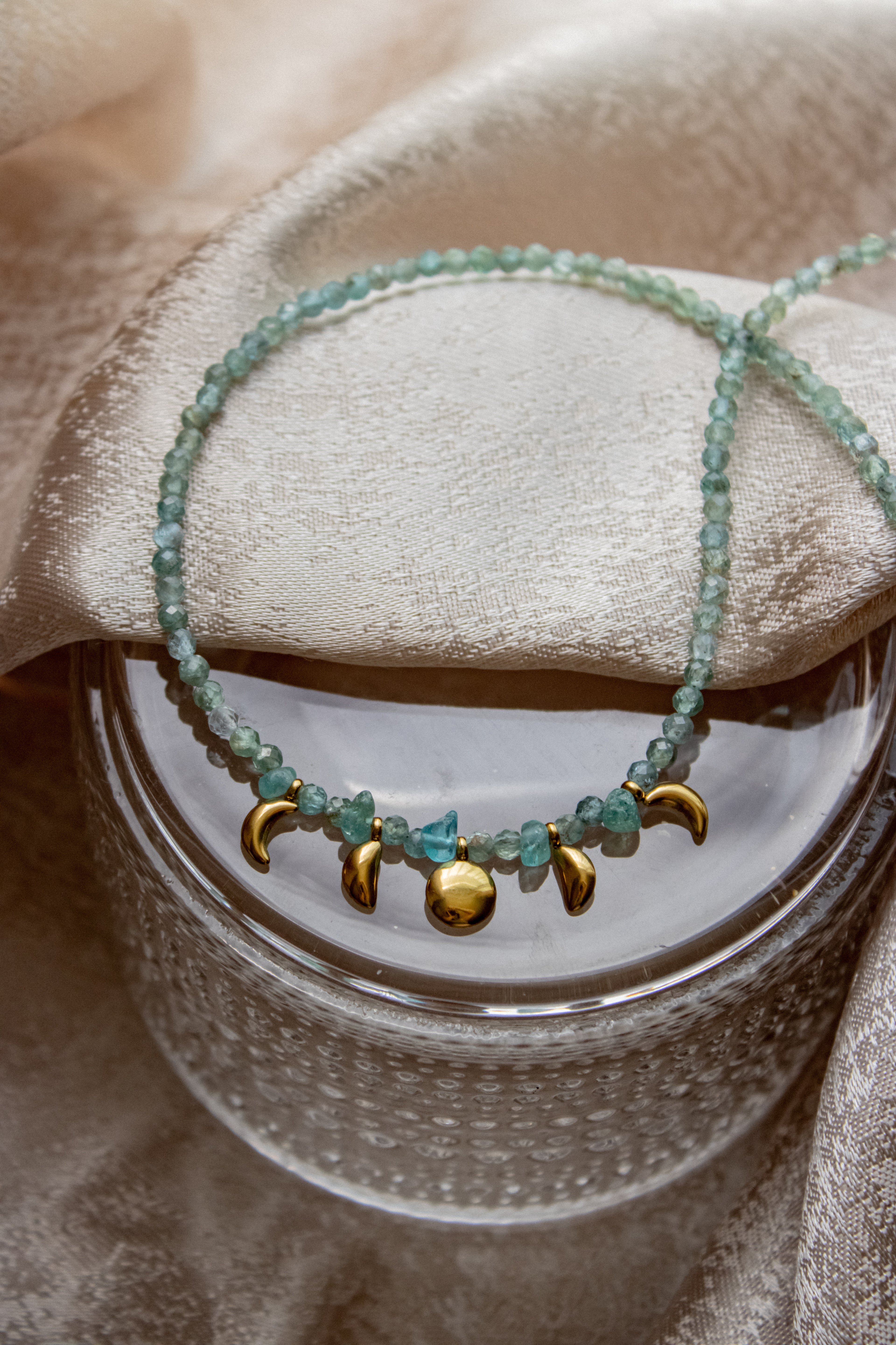 Fase Lunar necklace