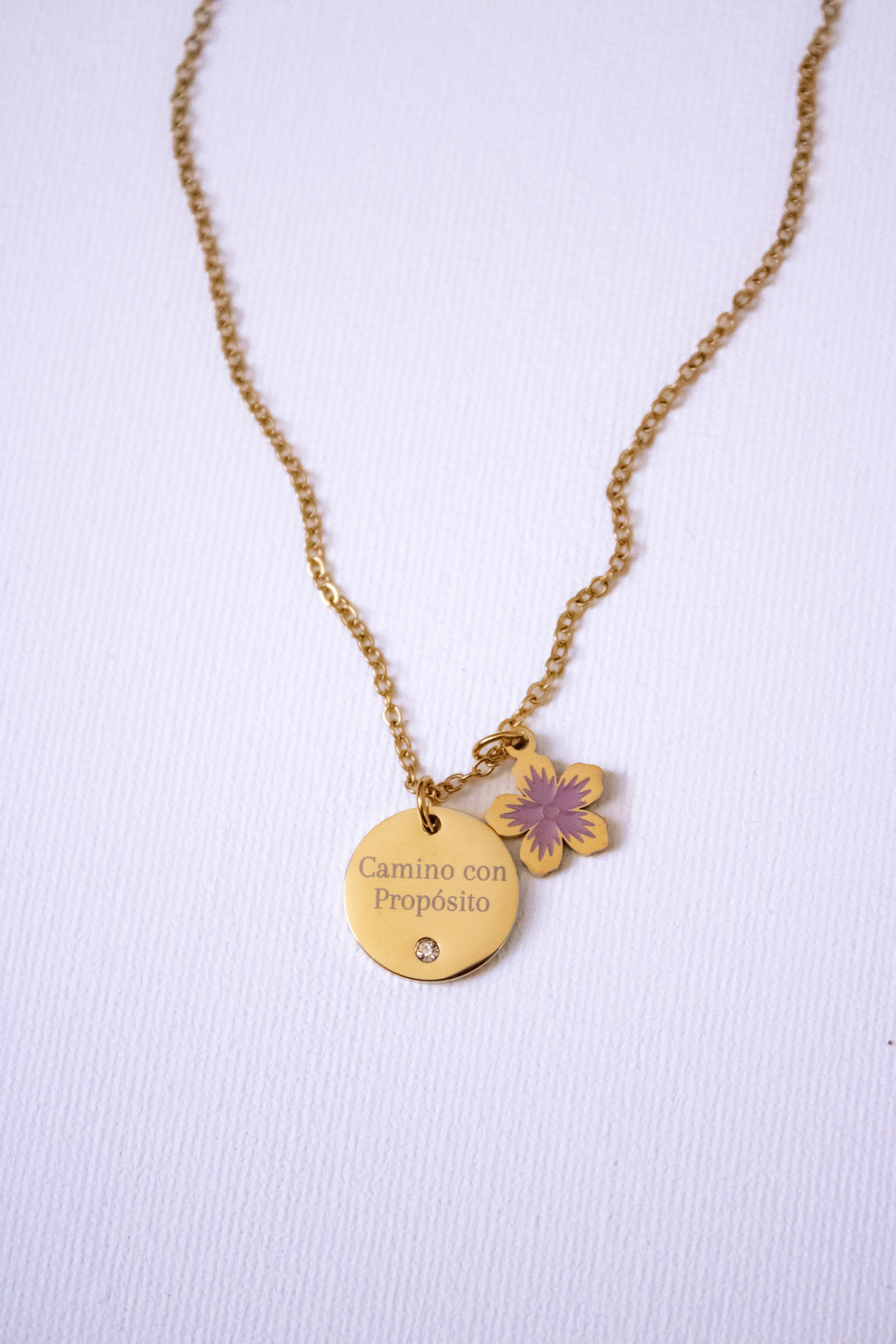 Camino con Propósito necklace