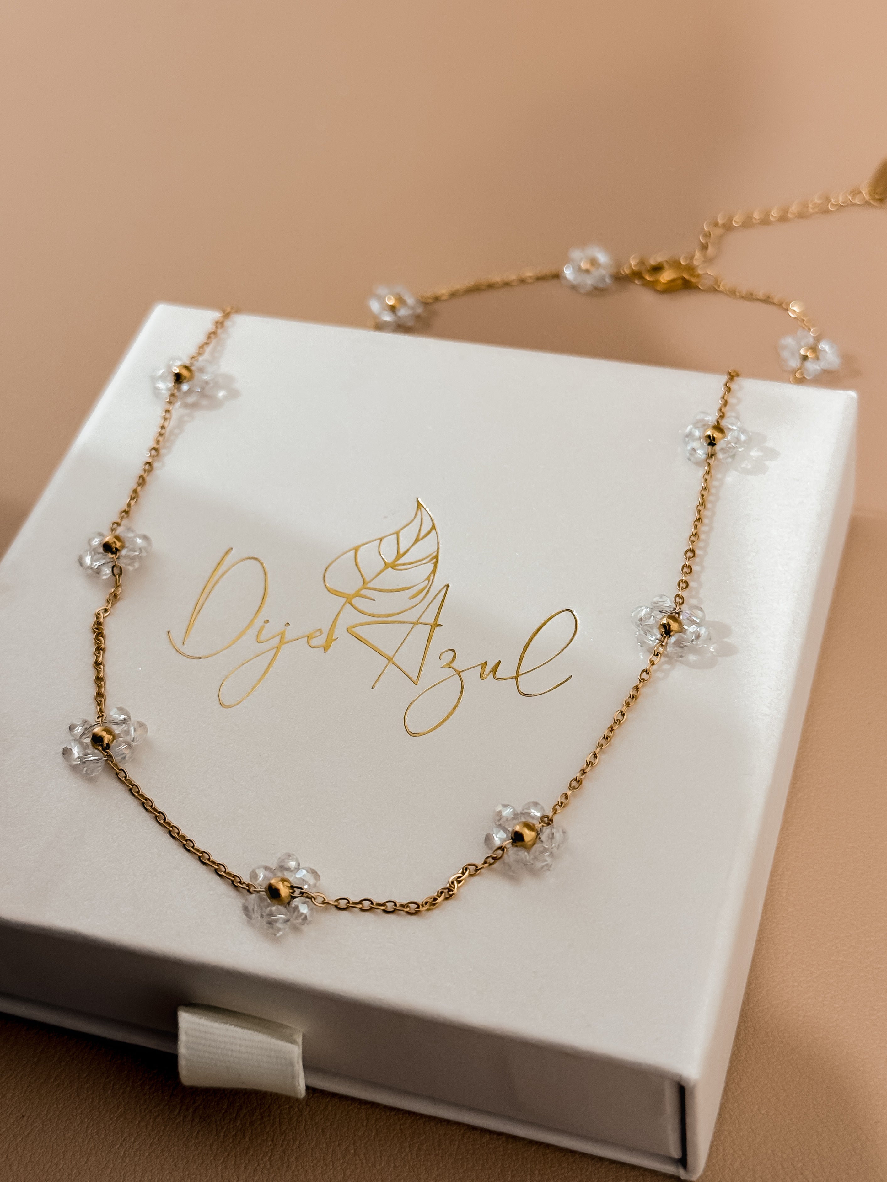 Flores choker