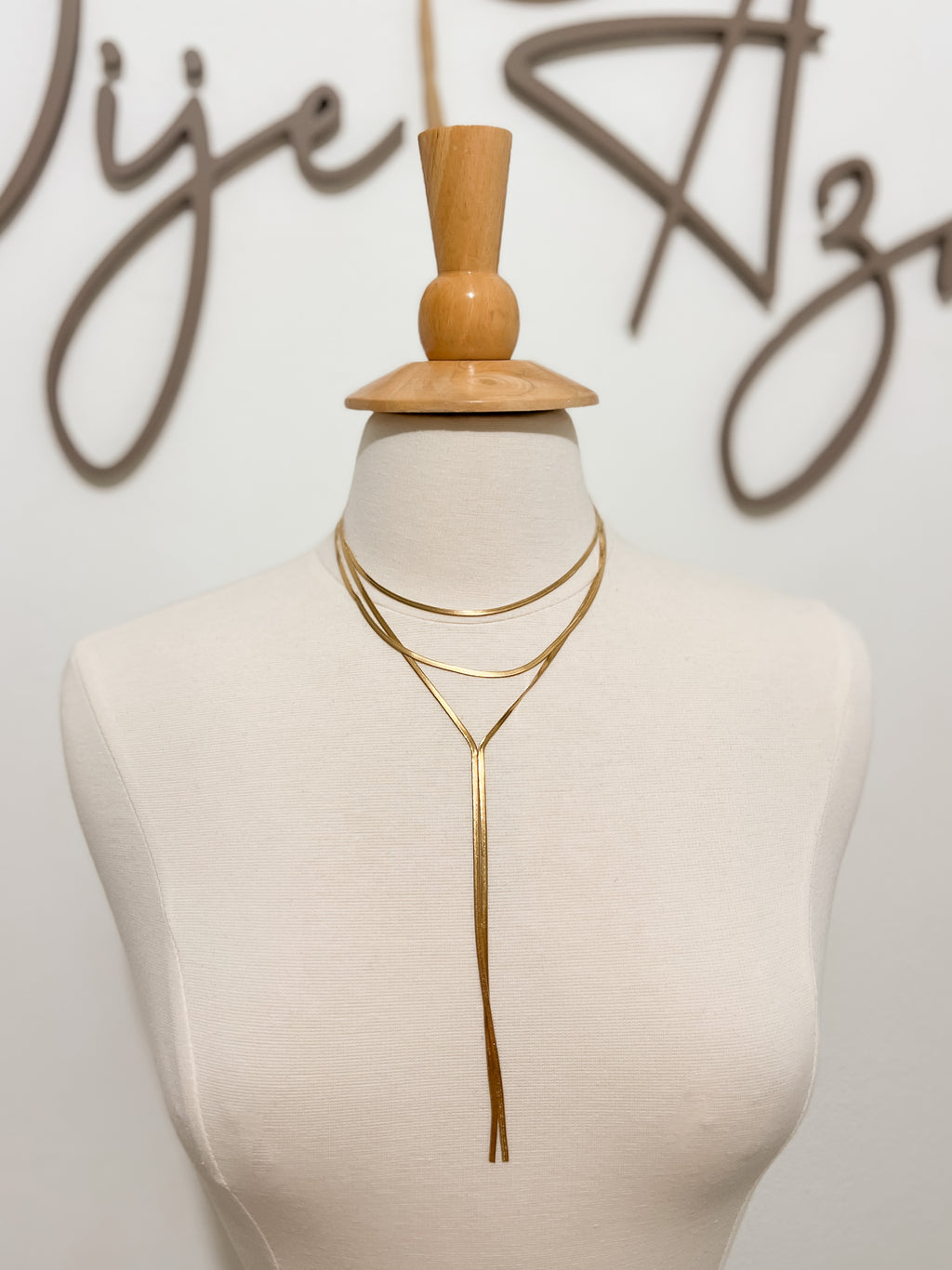 Alissa Lariat necklace